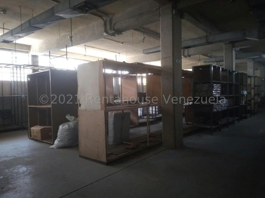 Comercial (Edificio) en Venta en Guarenas, Miranda - 12