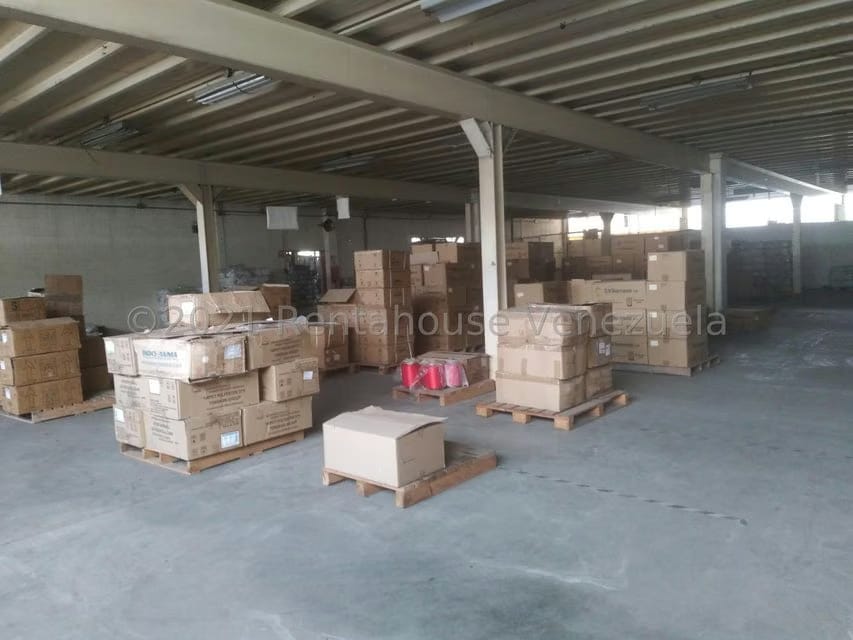 Comercial (Edificio) en Venta en Guarenas, Miranda - 16