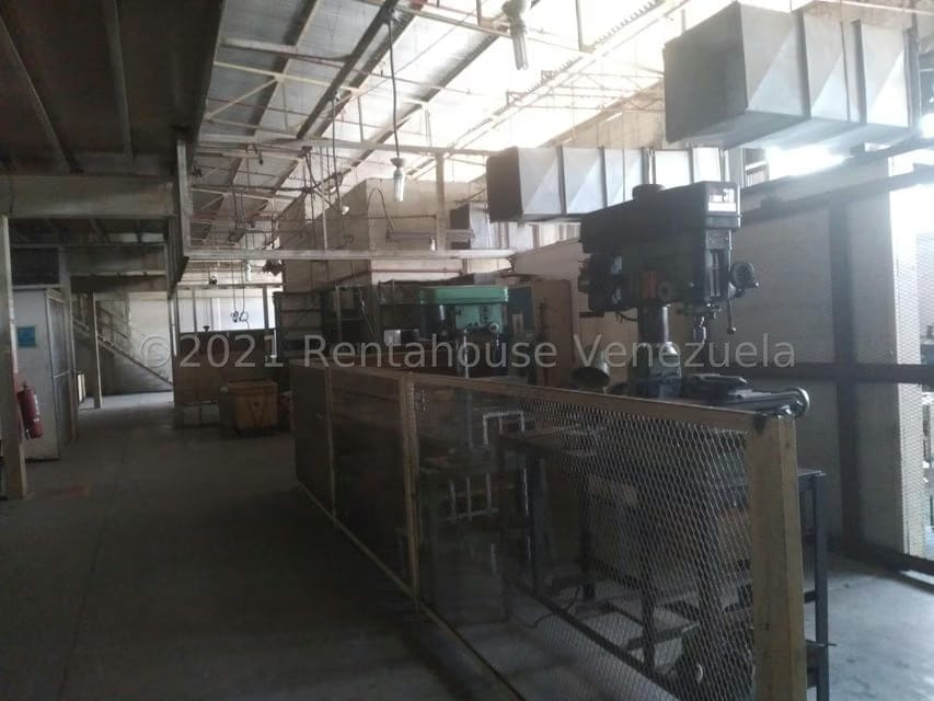 Comercial (Edificio) en Venta en Guarenas, Miranda - 17