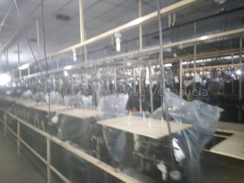 Comercial (Edificio) en Venta en Guarenas, Miranda - 24