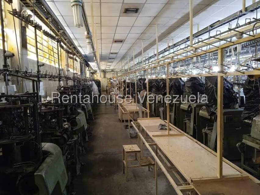 Comercial (Edificio) en Venta en Guarenas, Miranda - 30