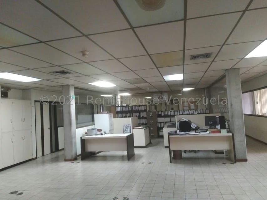 Comercial (Edificio) en Venta en Guarenas, Miranda - 4
