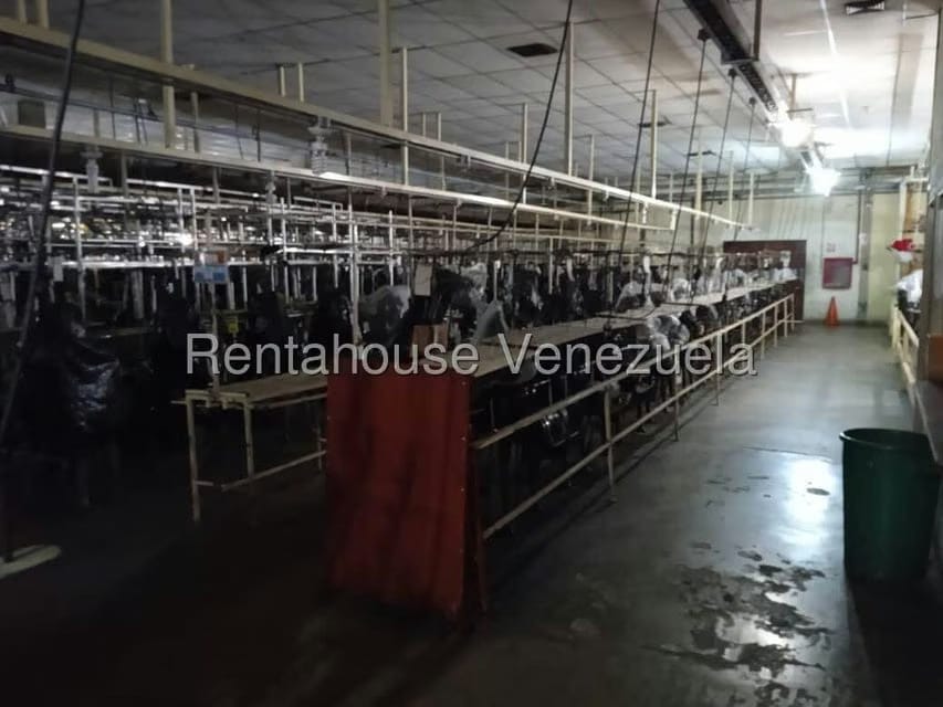 Comercial (Edificio) en Venta en Guarenas, Miranda - 33