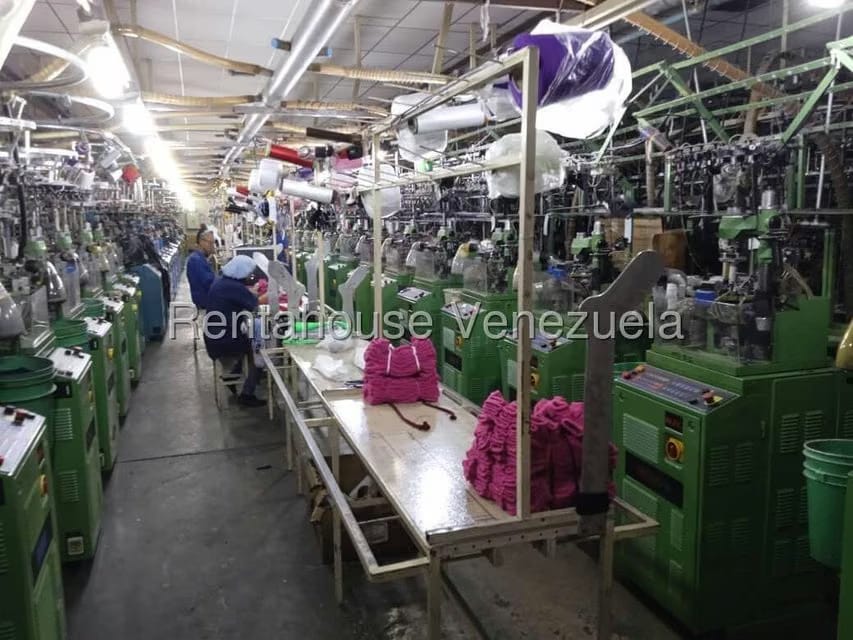 Comercial (Edificio) en Venta en Guarenas, Miranda - 37