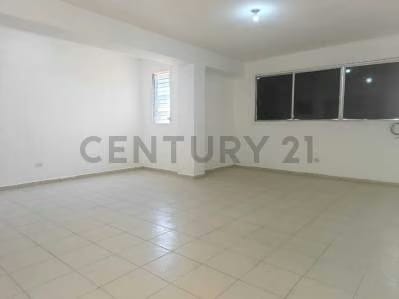 Amplio y Comodo Apartamento en Alquiler - 3