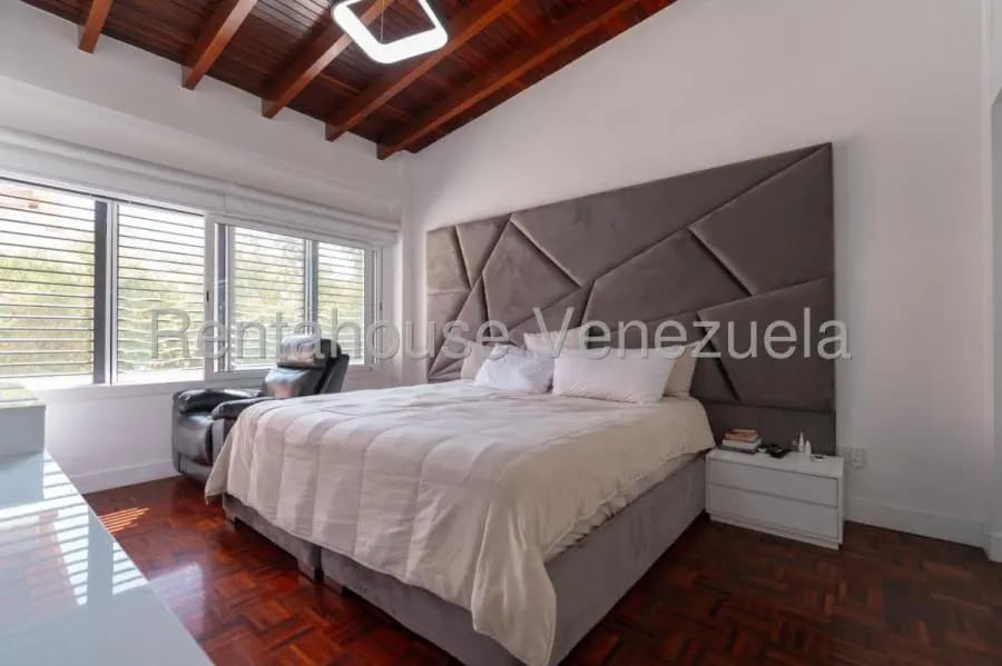Casa en Venta en La Tahona Caracas - 2