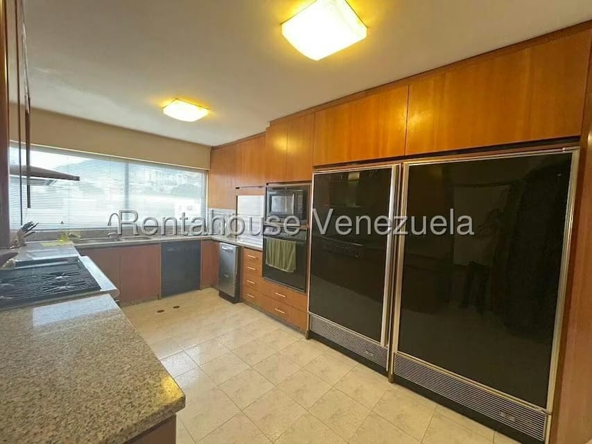 Apartamento (1 Nivel) en Venta en Los Palos Grandes, Distrito Metropolitano - 11