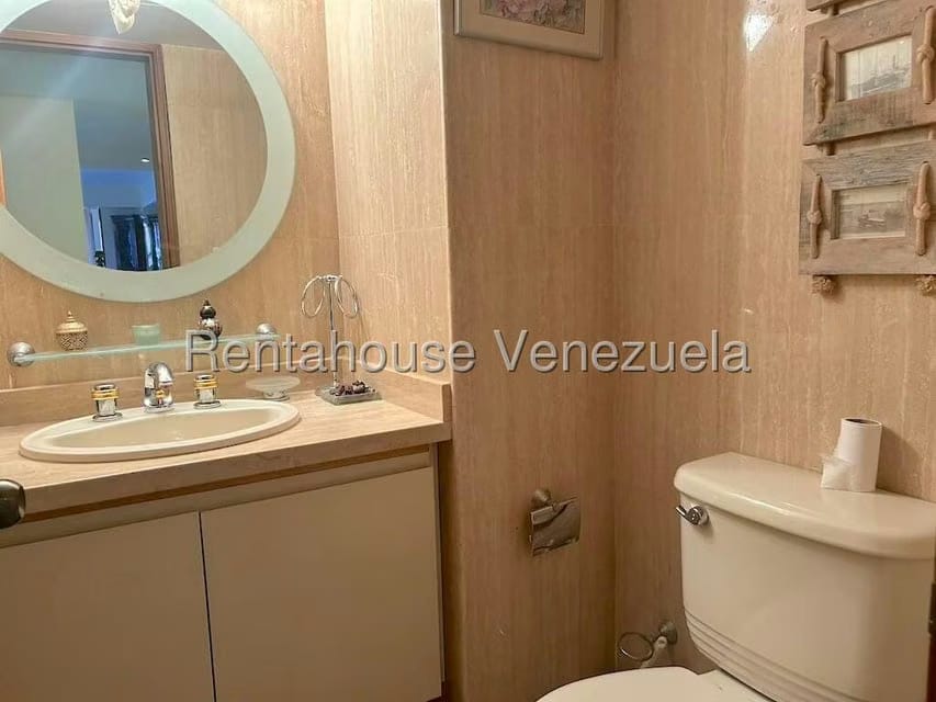 Apartamento (1 Nivel) en Venta en Los Palos Grandes, Distrito Metropolitano - 14