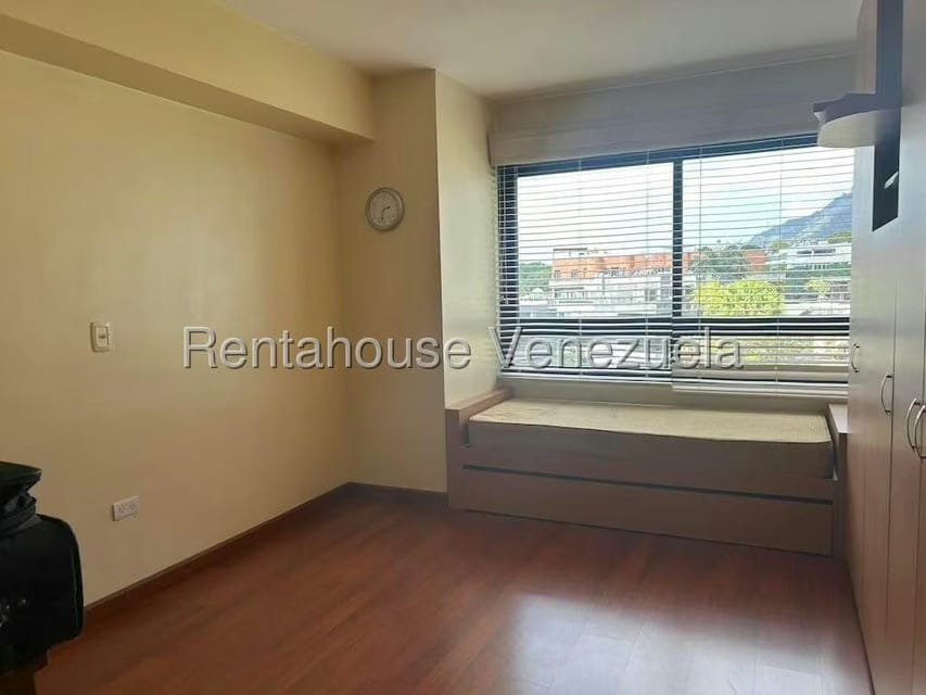 Apartamento (1 Nivel) en Venta en Los Palos Grandes, Distrito Metropolitano - 27