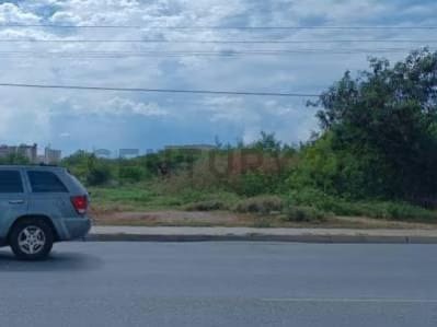 Terreno comercial en zona de alto trafico - 3