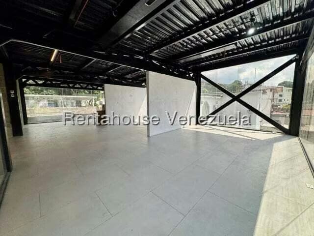 Comercial (Local Comercial) en Venta en La Florida, Distrito Metropolitano - 11