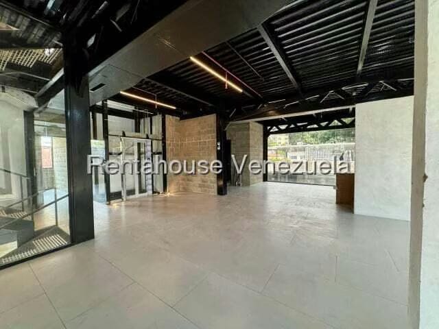 Comercial (Local Comercial) en Venta en La Florida, Distrito Metropolitano - 12