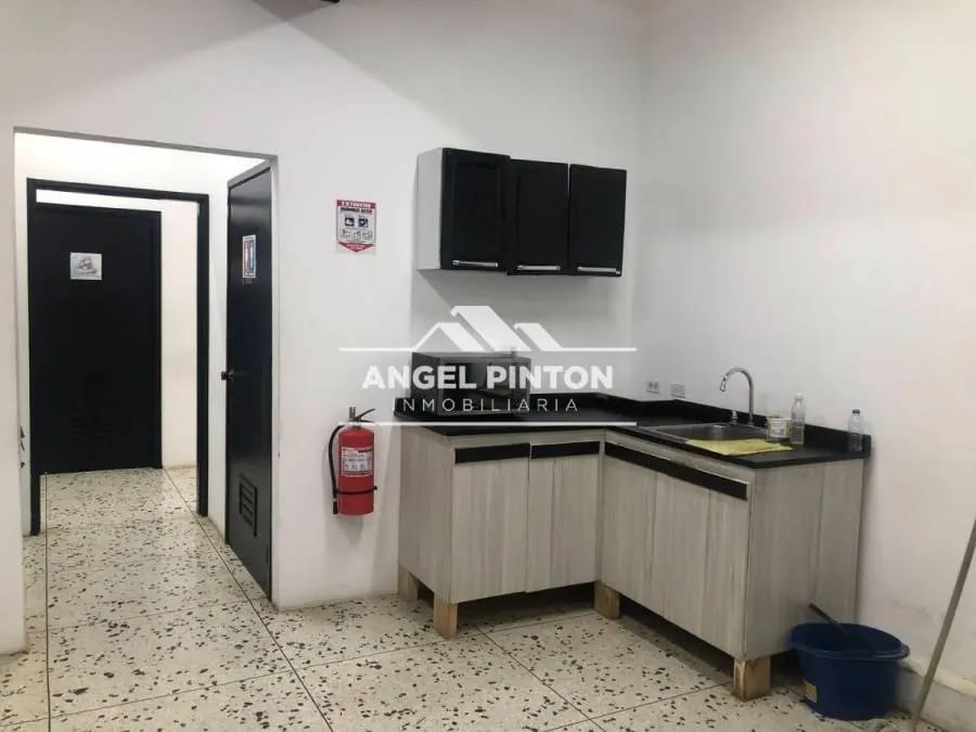 Oficina en Alquiler en ESTE Maracaibo - 5