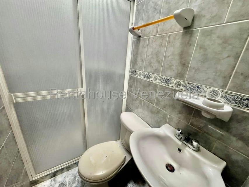 Casa (Duplex) en Venta en Colinas de Pirineos, Tachira - 22