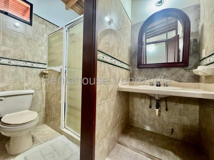 Casa (Duplex) en Venta en Colinas de Pirineos, Tachira - 27