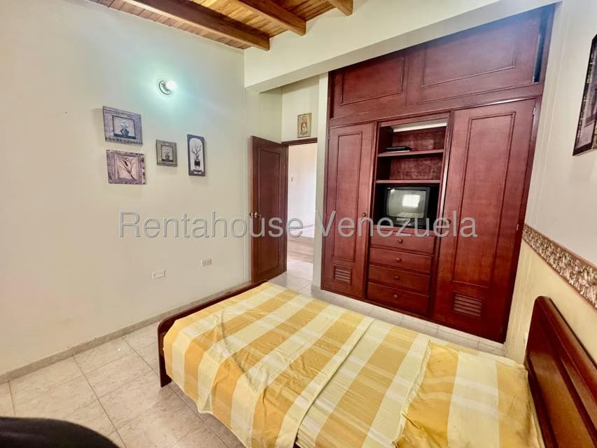 Casa (Duplex) en Venta en Colinas de Pirineos, Tachira - 30
