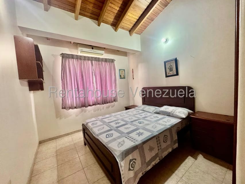 Casa (Duplex) en Venta en Colinas de Pirineos, Tachira - 33