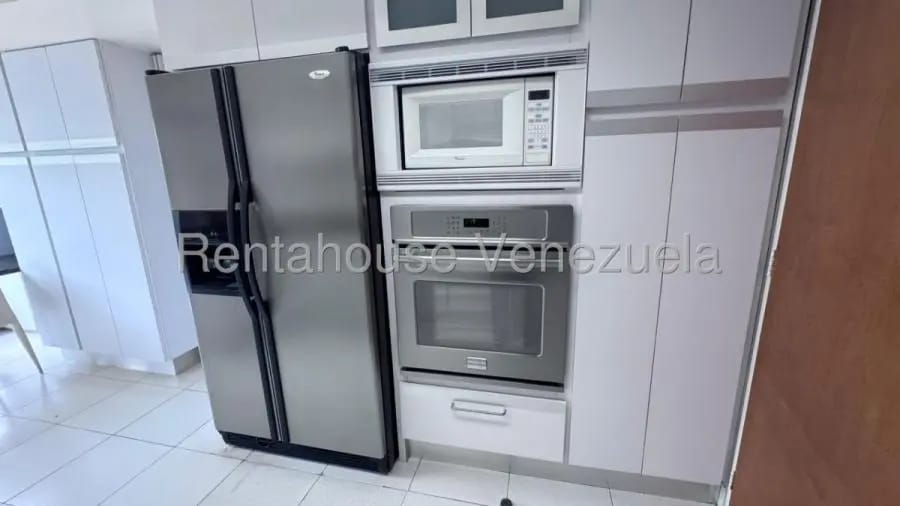 Apartamento en Alquiler en Campo Alegre Caracas - 11