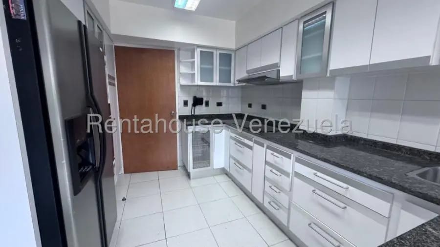 Apartamento en Alquiler en Campo Alegre Caracas - 4