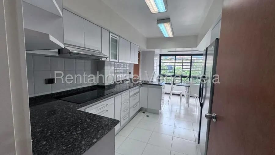Apartamento en Alquiler en Campo Alegre Caracas - 6