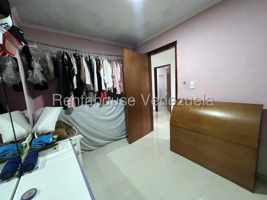 Casa (Duplex) en Venta en La Trinidad, Distrito Metropolitano - 13