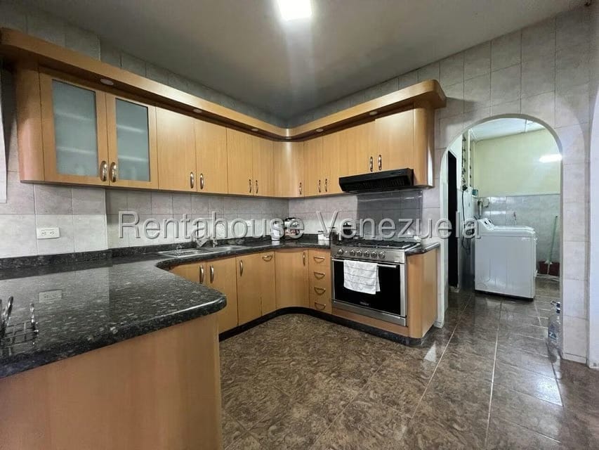 Casa (Duplex) en Venta en La Trinidad, Distrito Metropolitano - 27