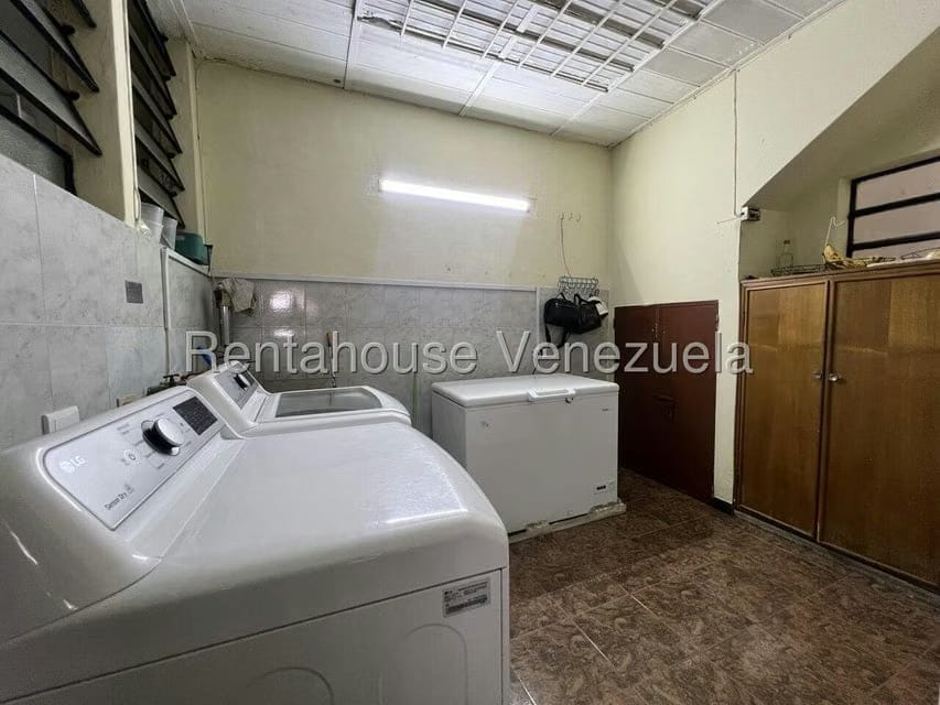 Casa (Duplex) en Venta en La Trinidad, Distrito Metropolitano - 28