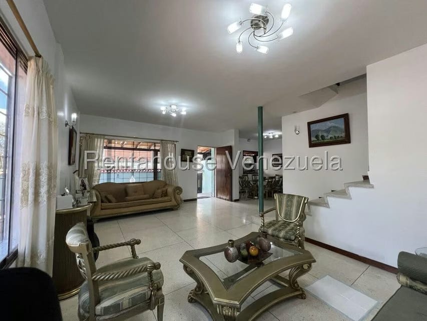 Casa (Duplex) en Venta en La Trinidad, Distrito Metropolitano - 7