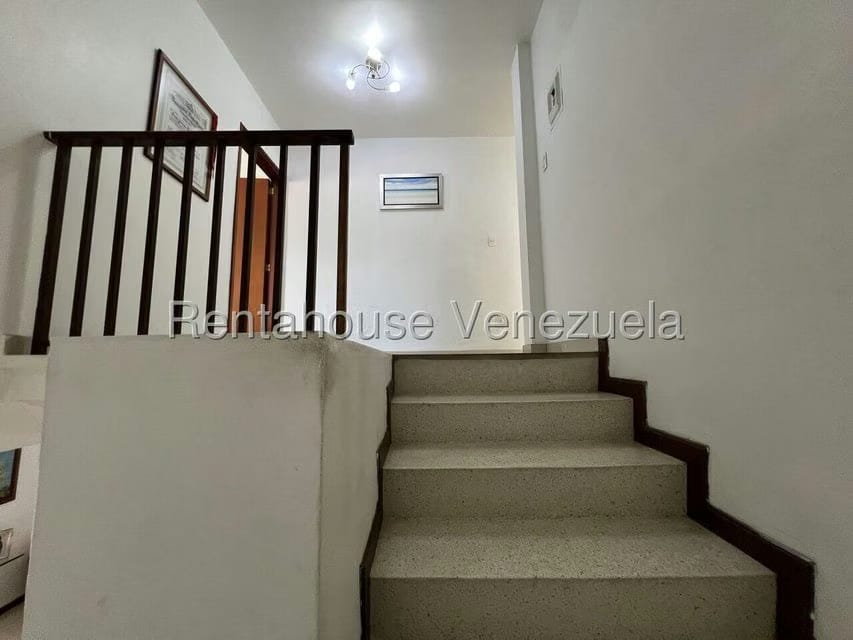 Casa (Duplex) en Venta en La Trinidad, Distrito Metropolitano - 10