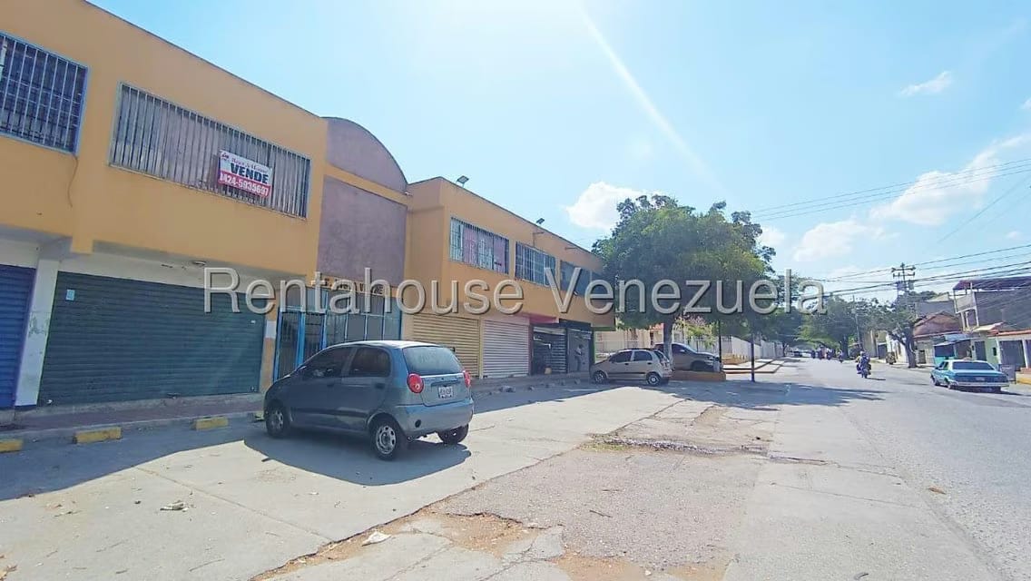Comercial (Local Comercial) en Alquiler en Centro, Lara - 2