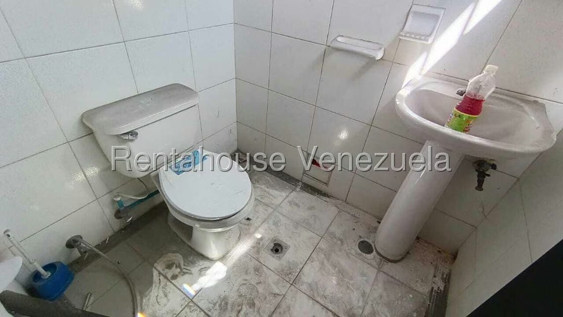 Comercial (Local Comercial) en Alquiler en Centro, Lara - 4