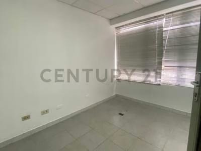 Oficina o consultorio en alquiler Ur. Los Rosales - 7