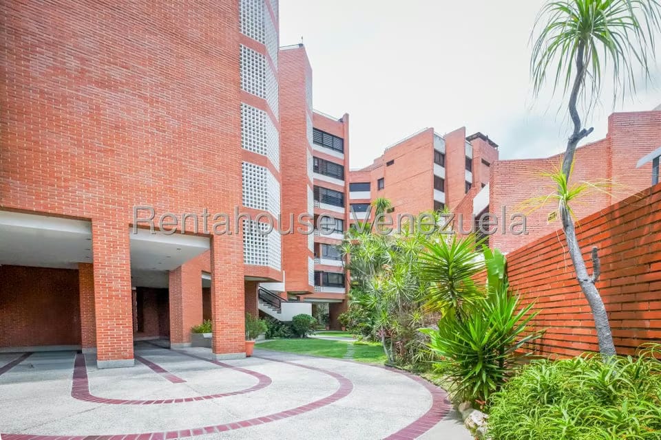 Apartamento (Multiples Niveles) en Venta en Santa Eduvigis, Distrito Metropolitano - 2