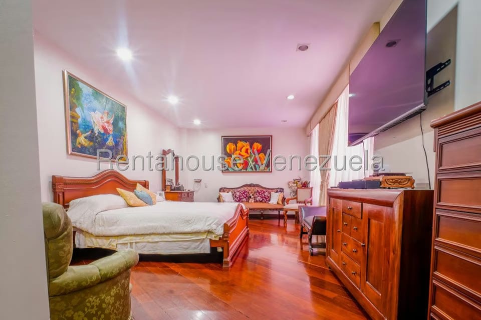 Apartamento (Multiples Niveles) en Venta en Santa Eduvigis, Distrito Metropolitano - 21