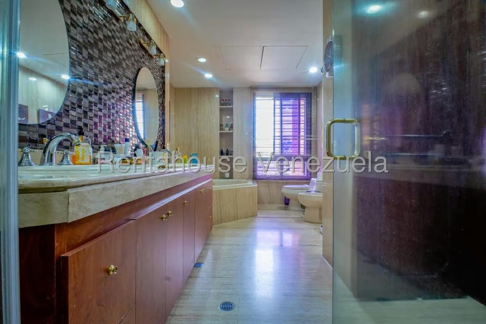 Apartamento (Multiples Niveles) en Venta en Santa Eduvigis, Distrito Metropolitano - 24