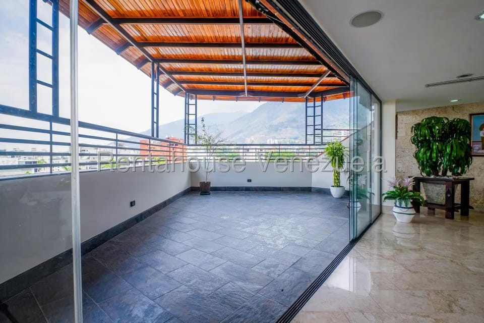 Apartamento (Multiples Niveles) en Venta en Santa Eduvigis, Distrito Metropolitano - 30