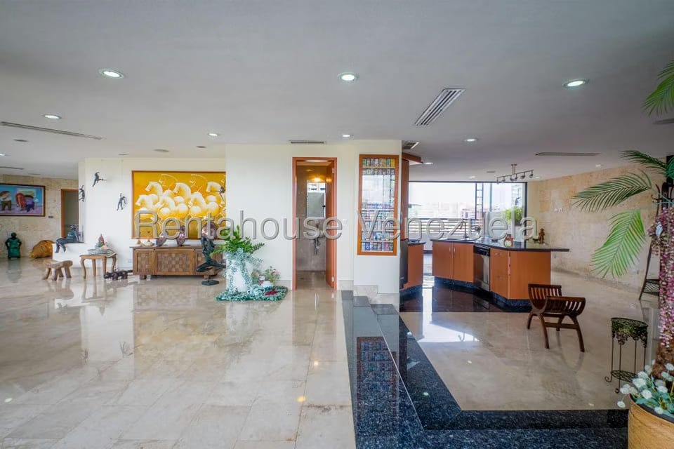 Apartamento (Multiples Niveles) en Venta en Santa Eduvigis, Distrito Metropolitano - 31