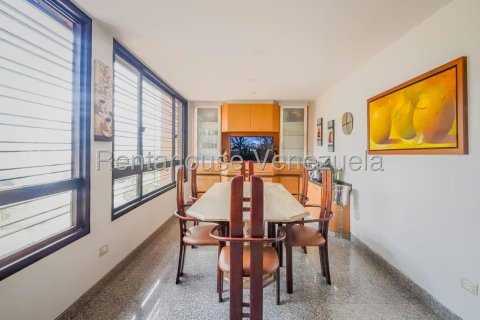 Apartamento (Multiples Niveles) en Venta en Santa Eduvigis, Distrito Metropolitano - 9
