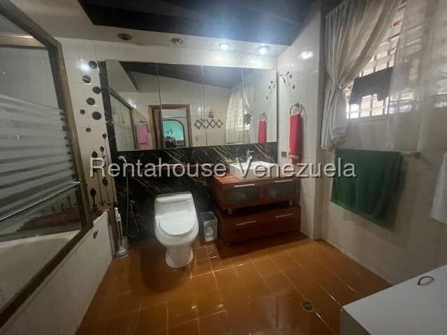 Casa (Duplex) en Venta en El Marques, Distrito Metropolitano - 23