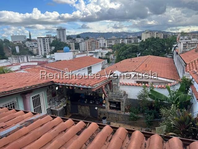 Casa (Duplex) en Venta en El Marques, Distrito Metropolitano - 26