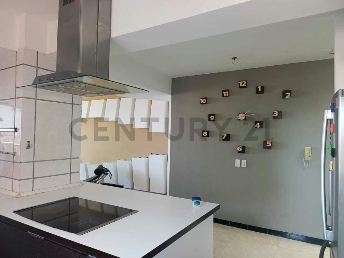 Amplio apartamento en venta en Residencias San Jose Pampatar Isla de Margarita - 5