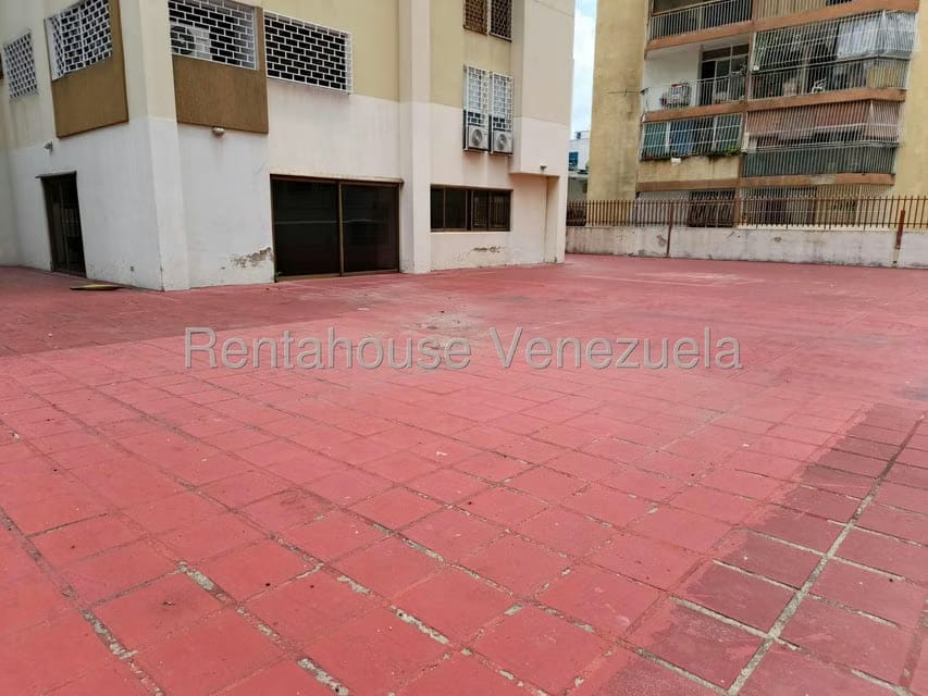 Apartamento (1 Nivel) en Venta en Los Palos Grandes, Distrito Metropolitano - 37
