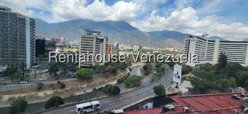 Apartamento (1 Nivel) en Alquiler en Las Mercedes, Distrito Metropolitano - 20