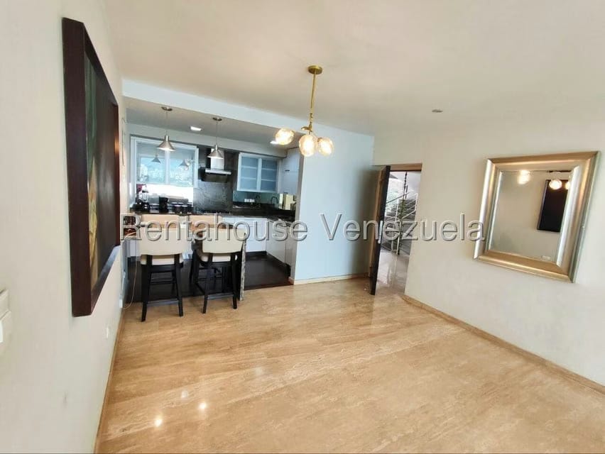 Apartamento (1 Nivel) en Alquiler en Las Mercedes, Distrito Metropolitano - 3