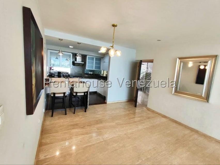 Apartamento (1 Nivel) en Alquiler en Las Mercedes, Distrito Metropolitano - 3