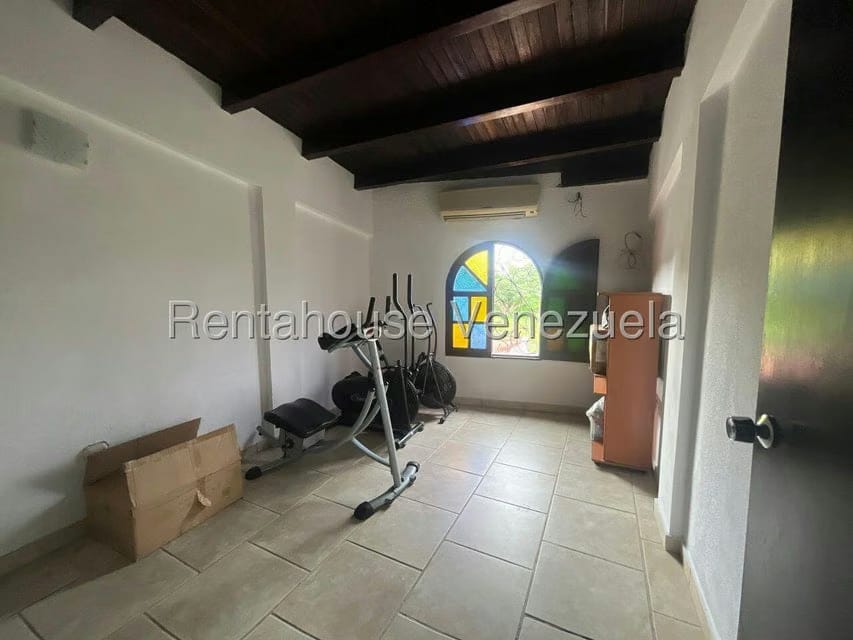 Casa (1 Nivel) en Venta en La Rosaleda, Lara - 19