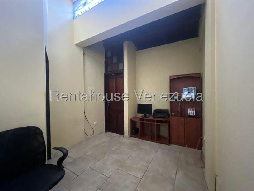 Casa (1 Nivel) en Venta en La Rosaleda, Lara - 24