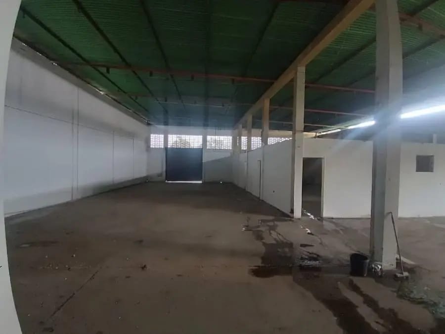 Galpon en Venta en Puerto la Cruz - 4