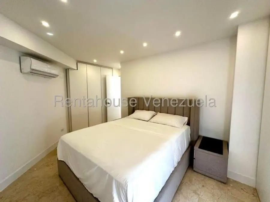 Apartamento en Alquiler en El Rosal Caracas - 7