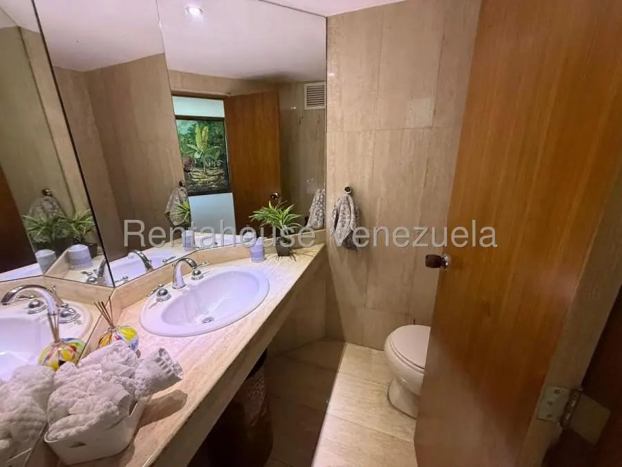 Apartamento en Alquiler en La Castellana Caracas - 14
